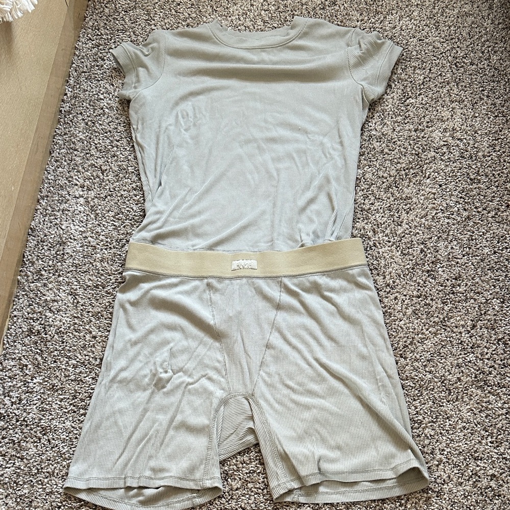 SKIMS Light Gray Pajama Set